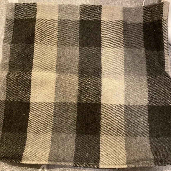 EQ3 plaid wool pillow cover - Picture 5 of 6